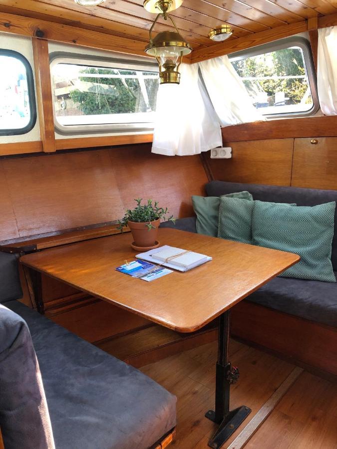 Hotel Boot & Breakfast - Slapen Op Het Water Enkhuizen Exterior foto