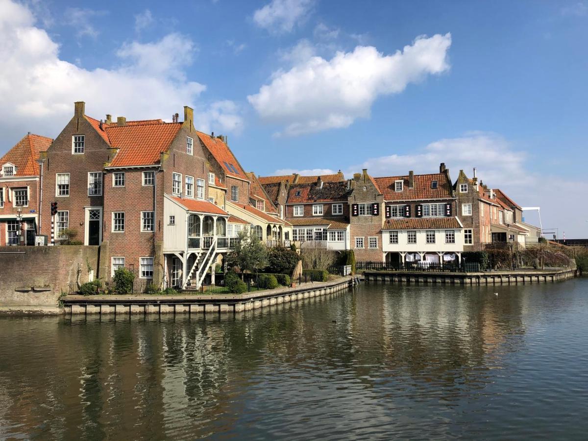 Hotel Boot & Breakfast - Slapen Op Het Water Enkhuizen Exterior foto